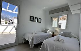 Nerja Paradise Rentals - Villa Calazul